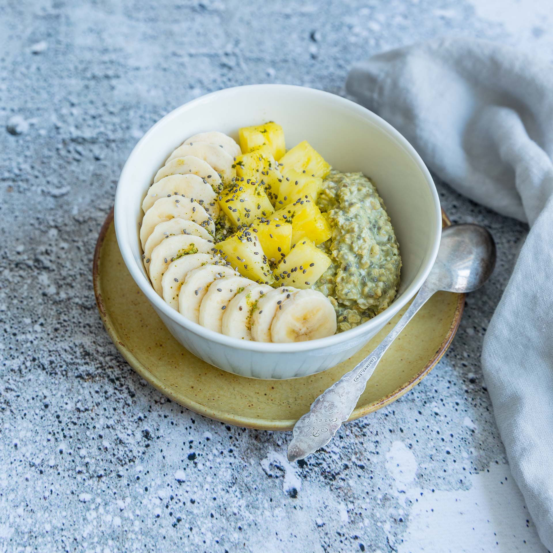 SteviaSweet | Matcha und chia overnight oat (vegan)
